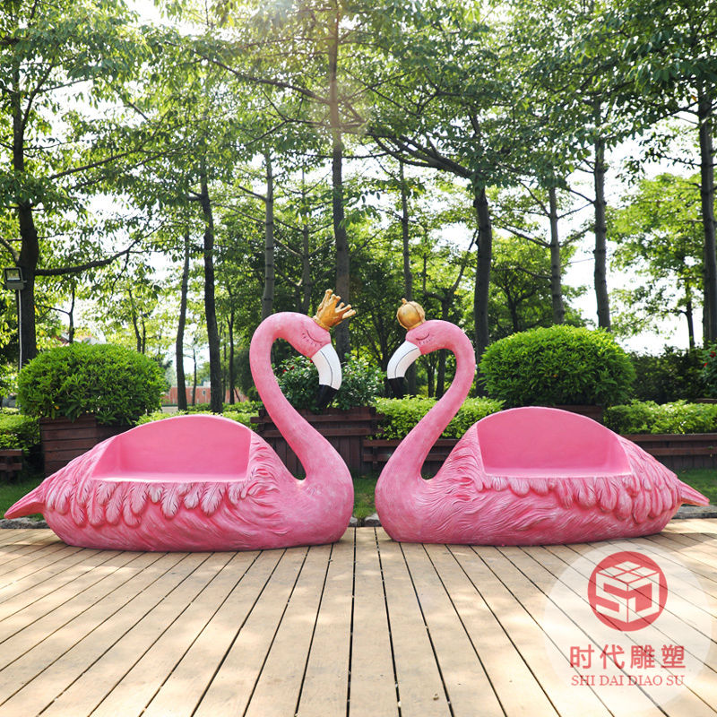 戶外卡通動(dòng)物兔子恐龍休閑座椅幼兒園庭院商場玻璃鋼雕塑景觀擺件