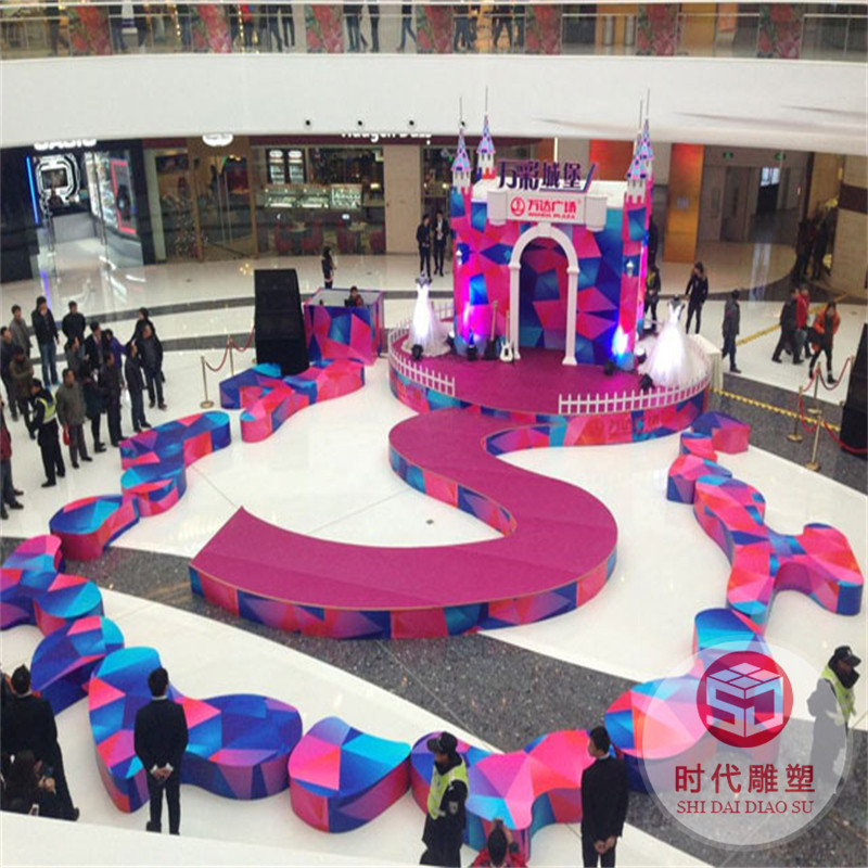戶外園林景觀玻璃鋼卡通小鹿雕塑商場(chǎng)售樓部小區(qū)幼兒園小動(dòng)物擺件